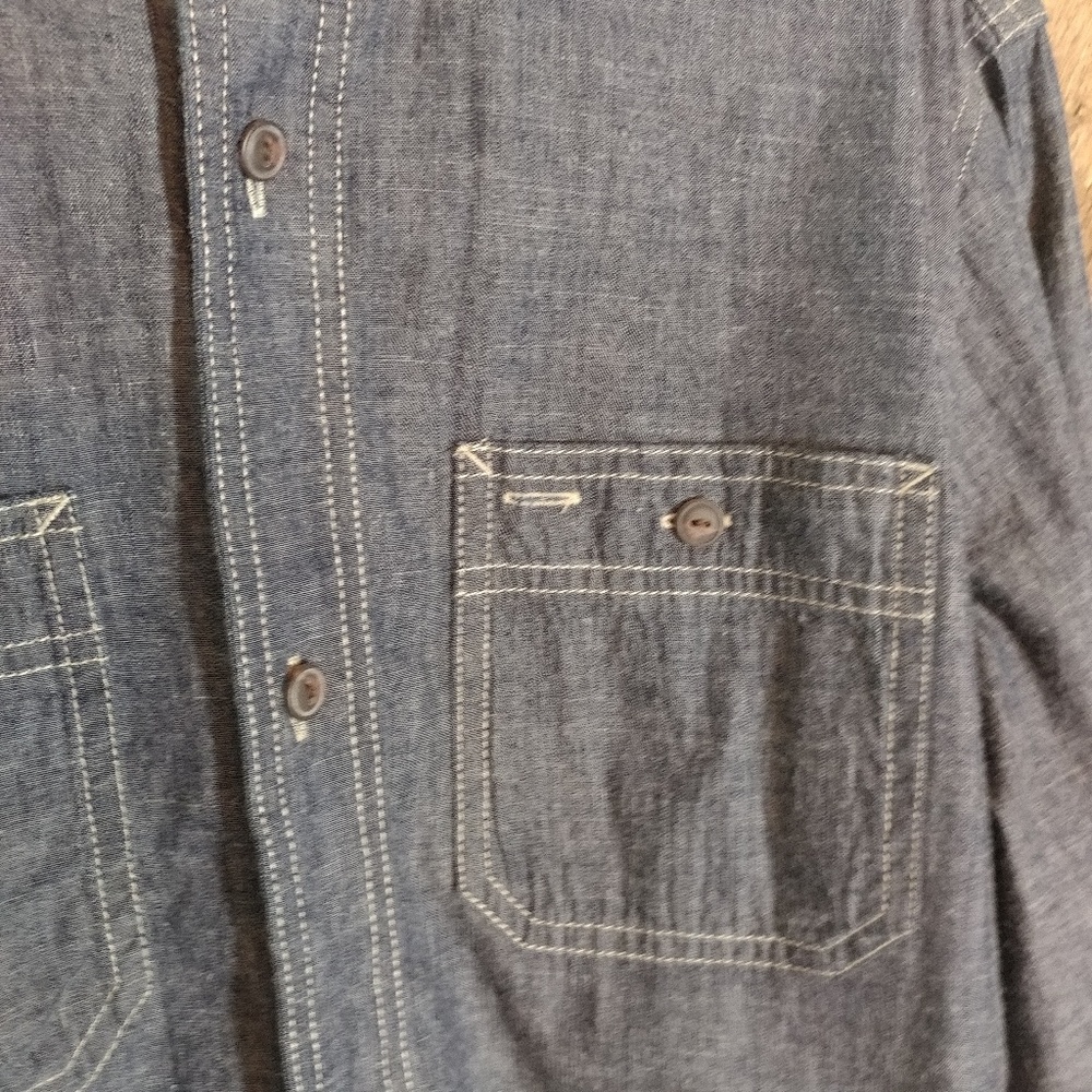 American Eagle Outfitters Light Chambray Shirt - Picture 5 of 8